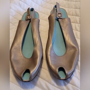 Thierry Rabotin Silver Sandals Sleek Design